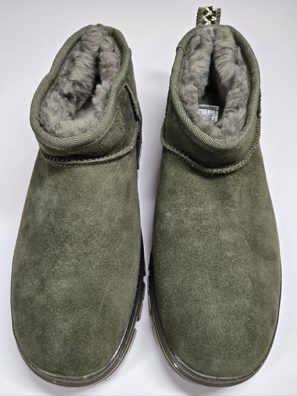 NEW UGG Classic Ultra Mini shearling Ankle Boots